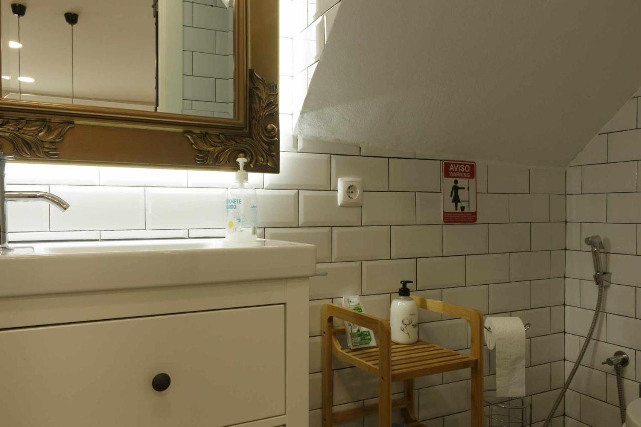 Apartamento Almirante T1 By Yha Tavira Eksteriør billede